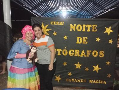 Noite de AutÃ³grafos reuniu centenas de pessoas em Rio Bonito do IguaÃ§u